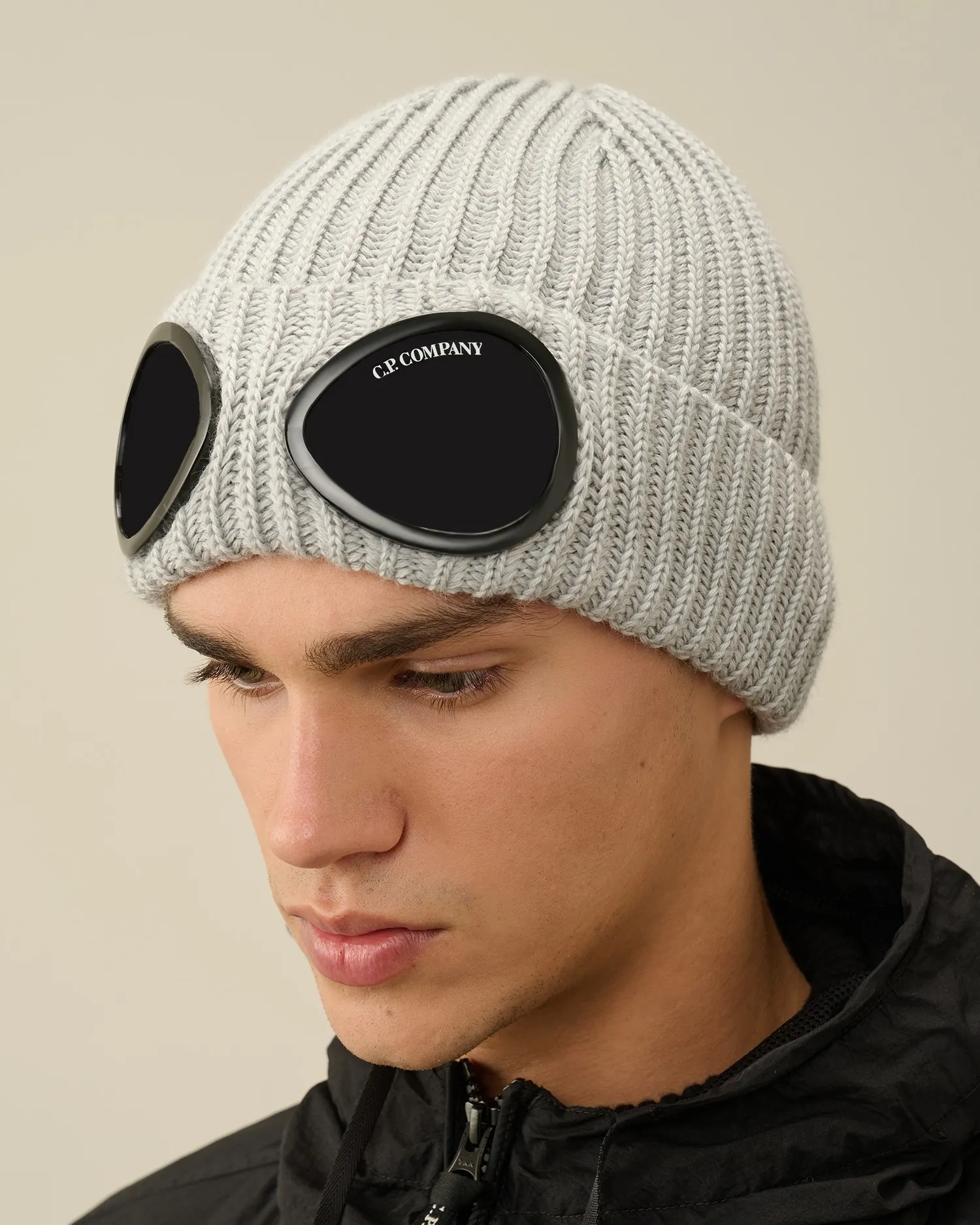 C.P. COMPANY GOGGLE BEANIE MOON MELANGNE