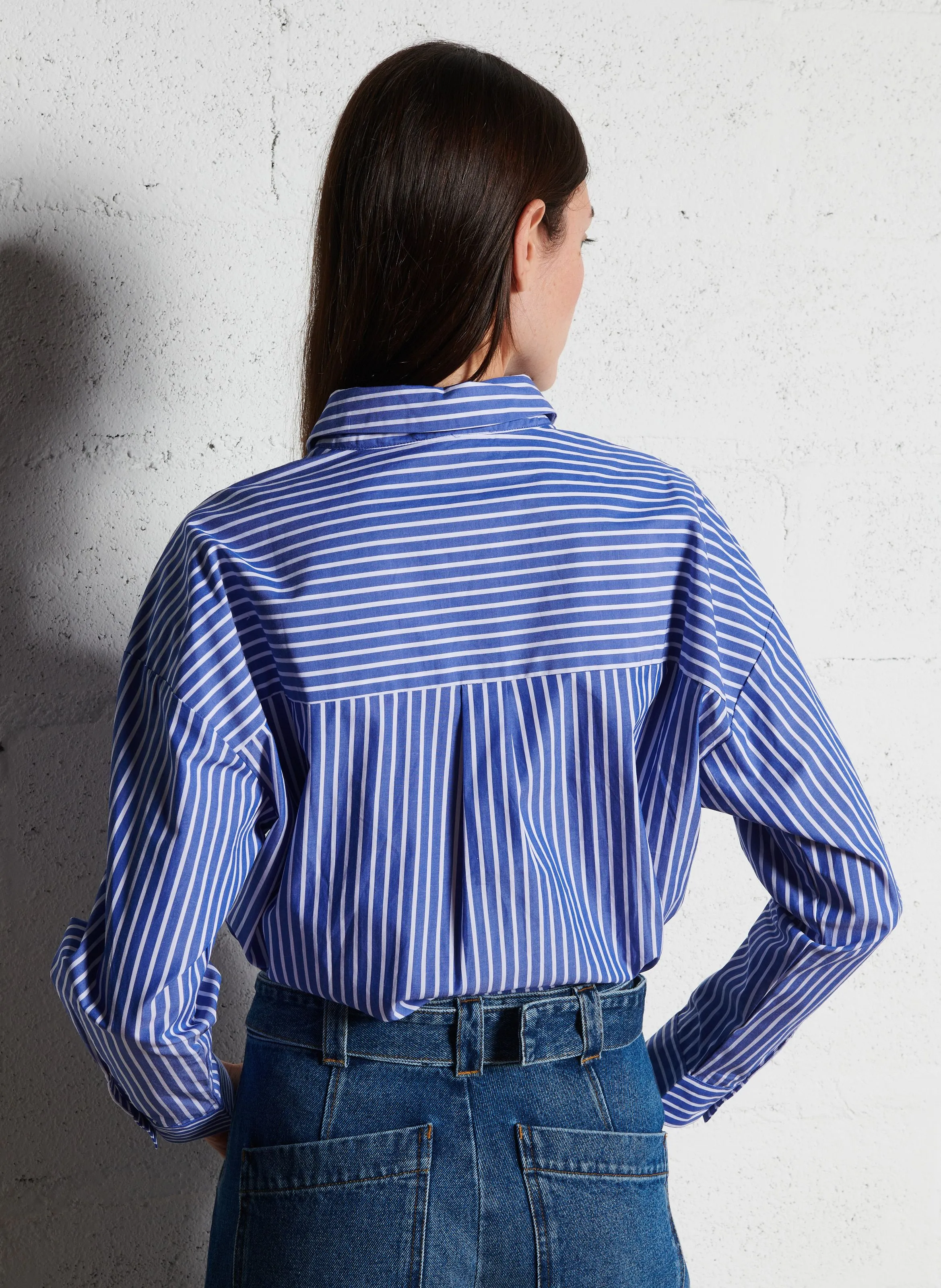 LA PETITE ETOILE CLONY - Camisa holgada de algodón a rayas con cuello clásico en azul