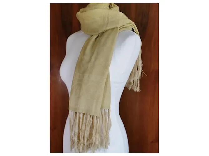 Loewe Foulard Beige con Flecos 