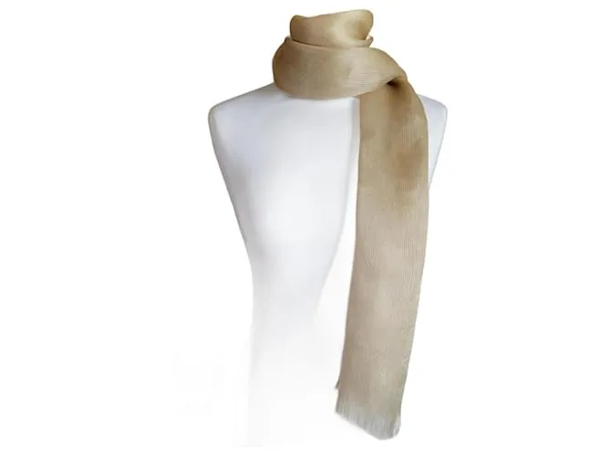 Loewe Foulard Beige de Seda 