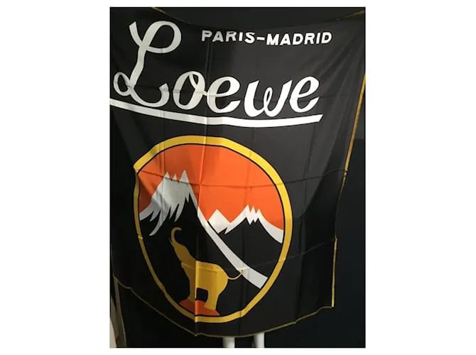 LOEWE PARÍS MADRID - 140X140 CM - 100% Soie Negro 