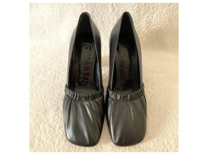 Loewe Zapato de cuero negro elástico 