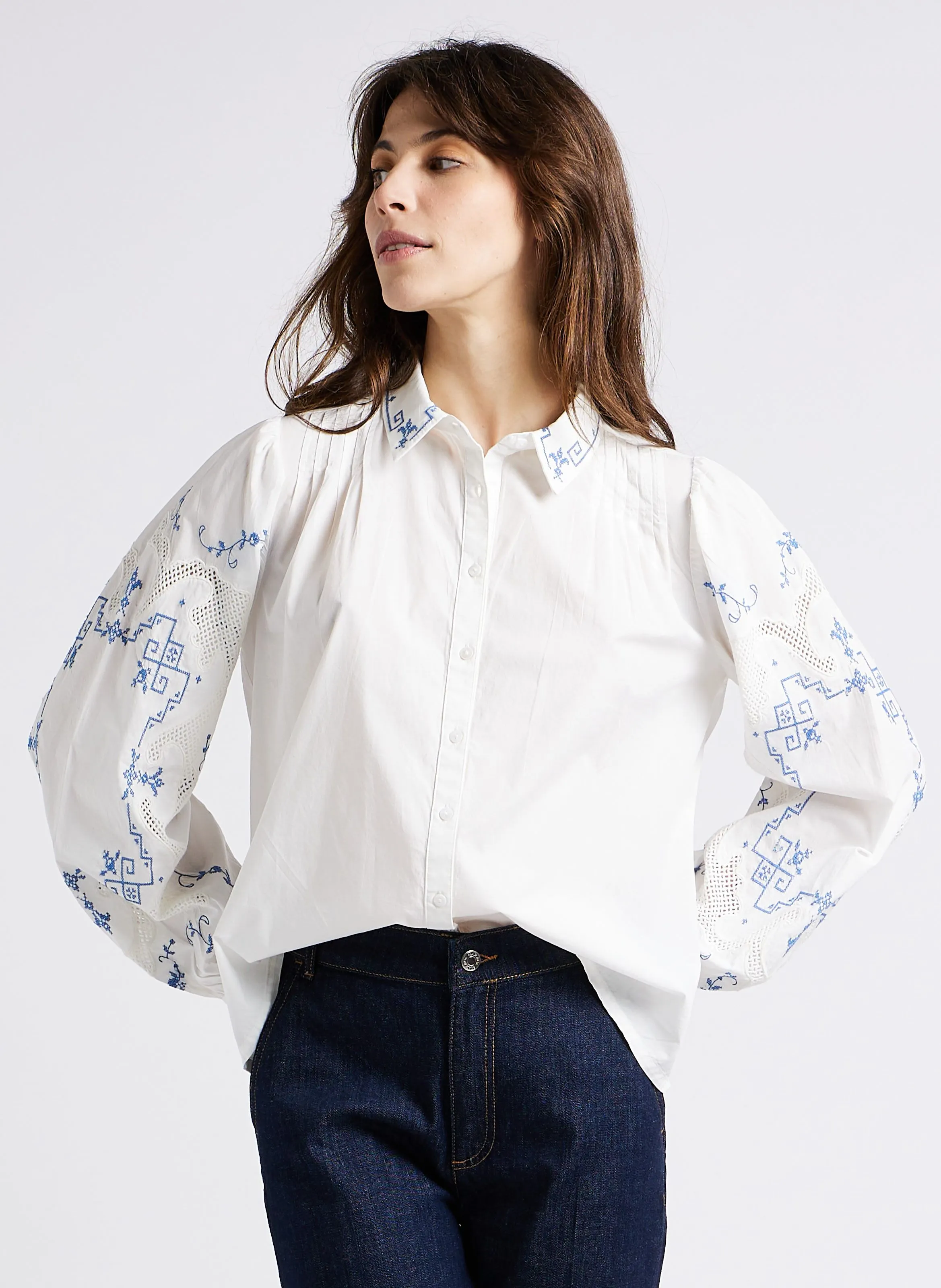 MAISON 123 CLEMENTINE - Camisa de algodón con cuello clásico en blanco